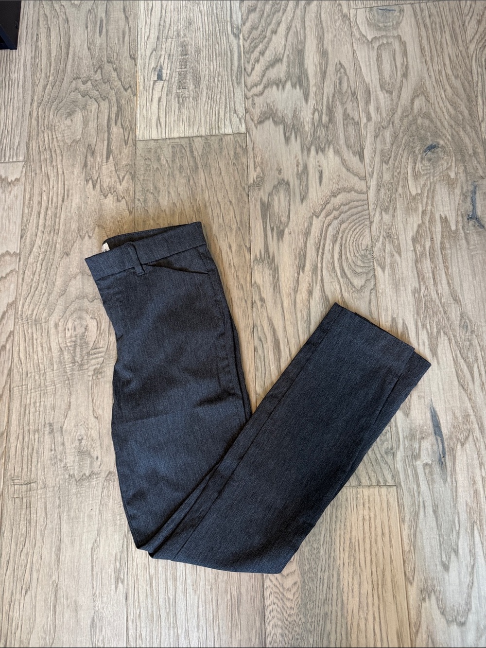 GAP Women's Skinny Pants in Charcoal Gray